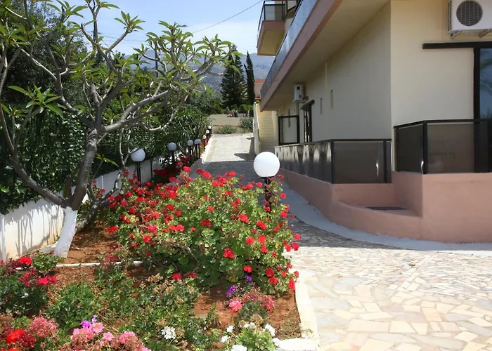 Triton Garden Hotel